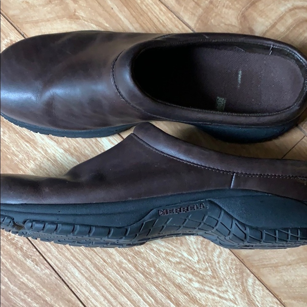 Merrill women’s slip on size 11